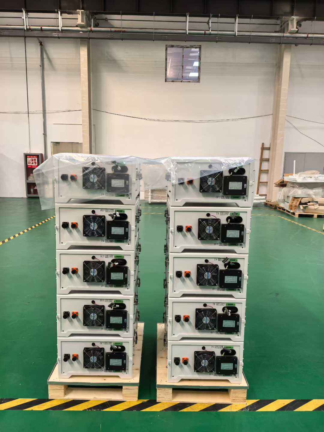 51.2V 200Ah Stackable Battery
